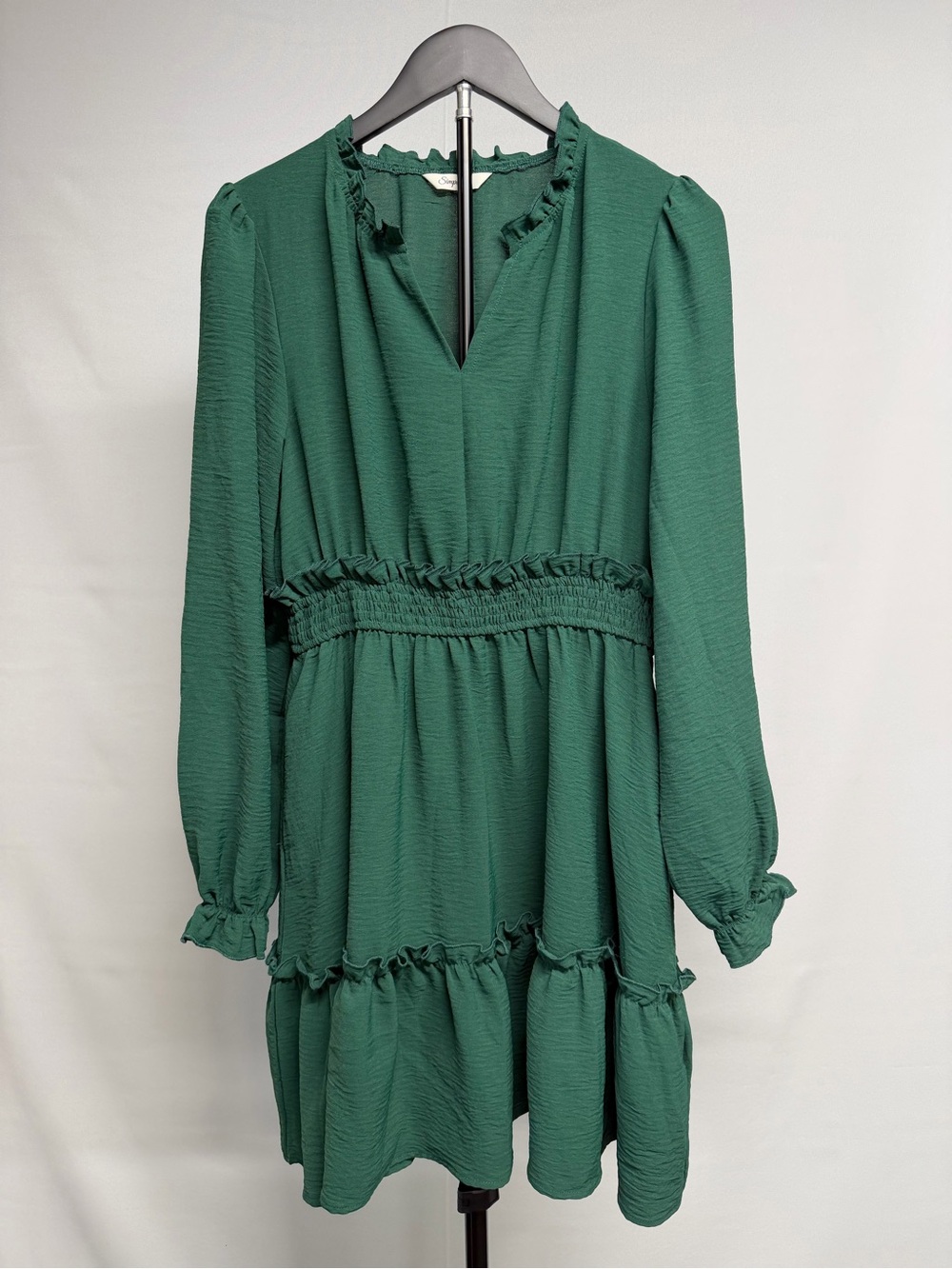 Simplee Emerald Green Boho Ruffle Tiered Mini Dress with Lantern Sleeves